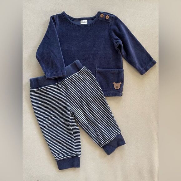 Carter’s Fleece Two Piece Pant Set 6 Months - Picture 1 of 3
